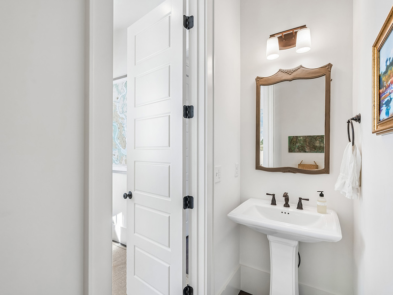 1482 Mizzen Alley