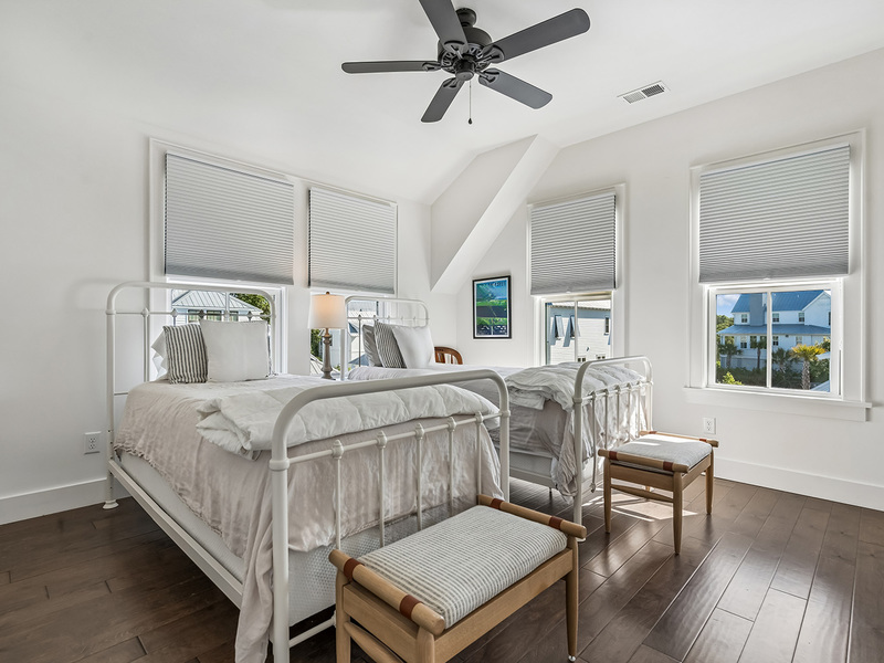 1482 Mizzen Alley