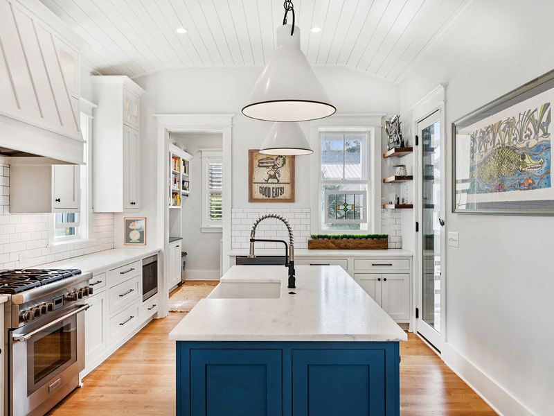 8072 Jack Island Drive