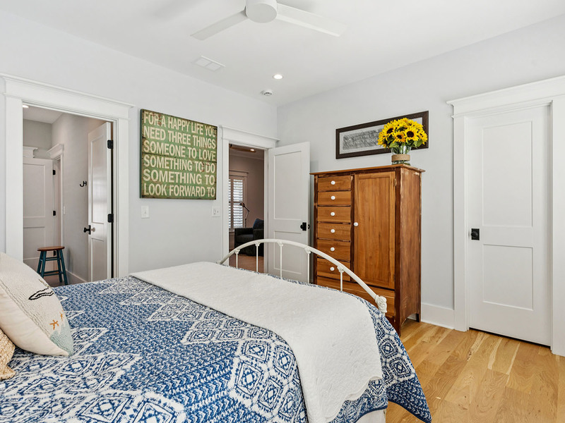 8072 Jack Island Drive