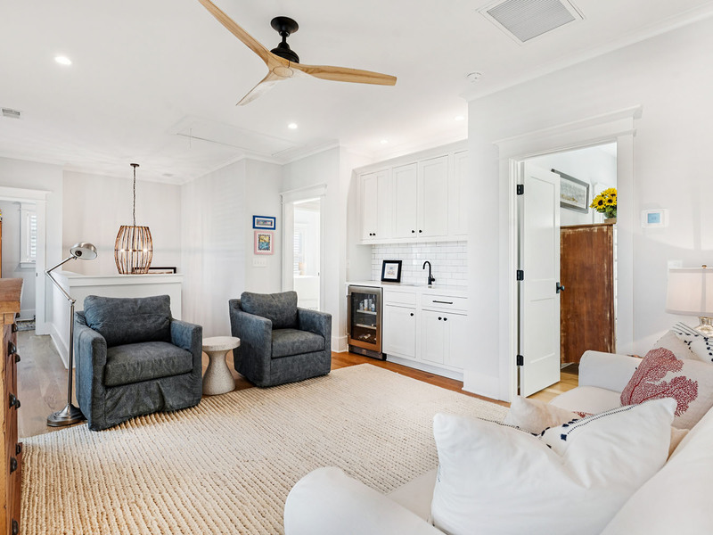 8072 Jack Island Drive