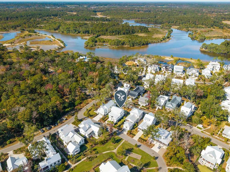 8072 Jack Island Drive