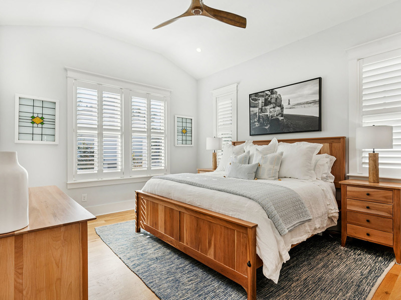 8072 Jack Island Drive