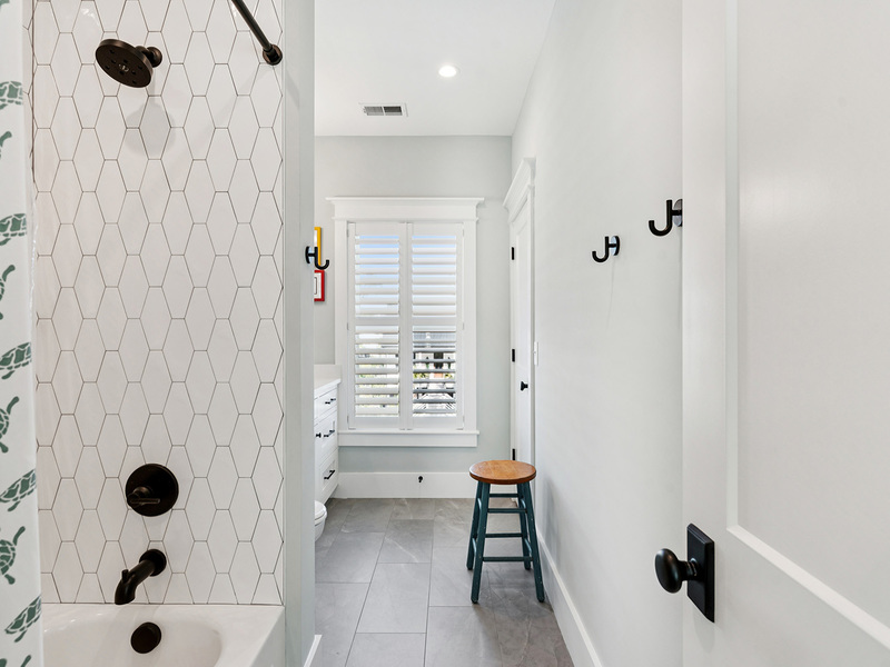 8072 Jack Island Drive