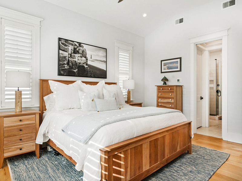 8072 Jack Island Drive