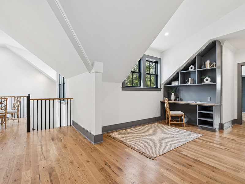 8258 Jack Island Drive