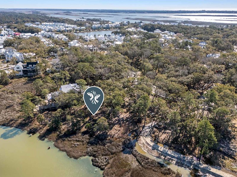 8111 Jack Island Drive