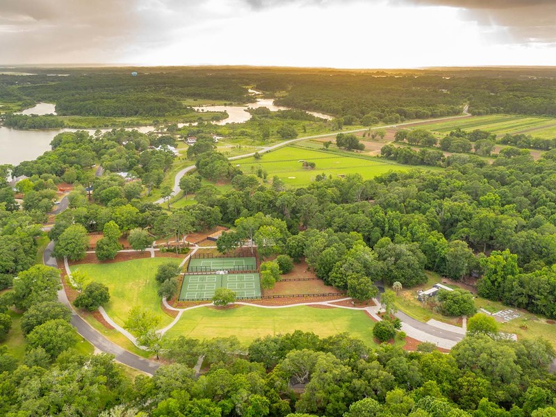 8111 Jack Island Drive