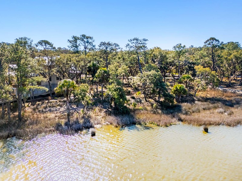 8111 Jack Island Drive