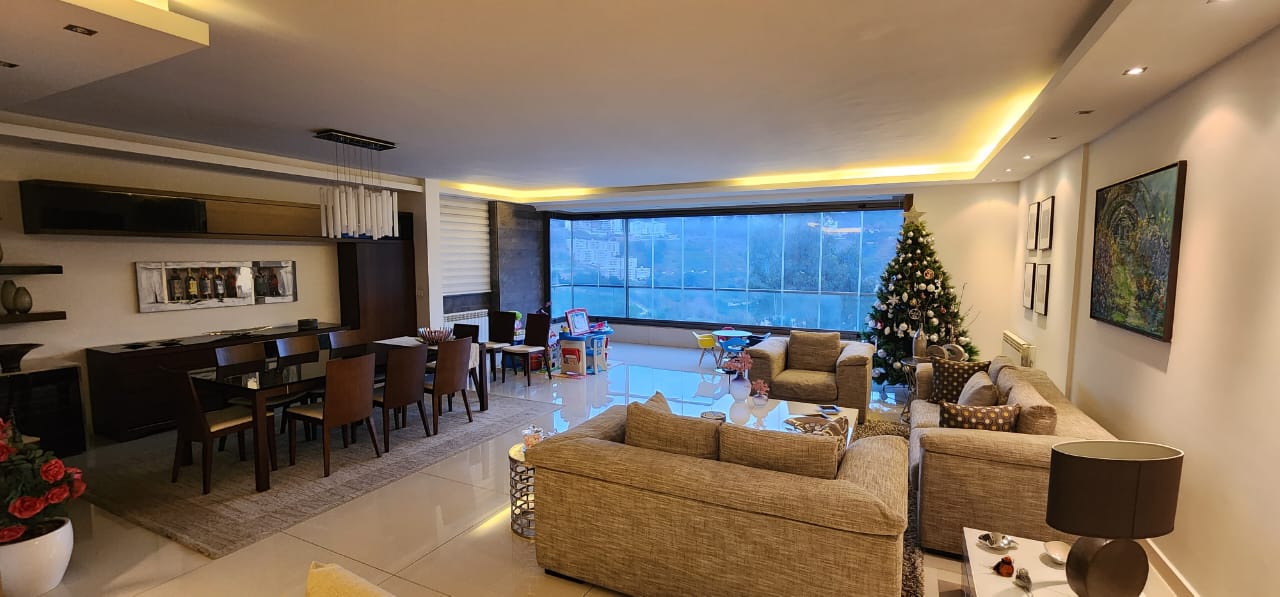 Luxurious Spacious Unfurnished Apartment For Sale With Great View in Mar Takla JSK Real Estate