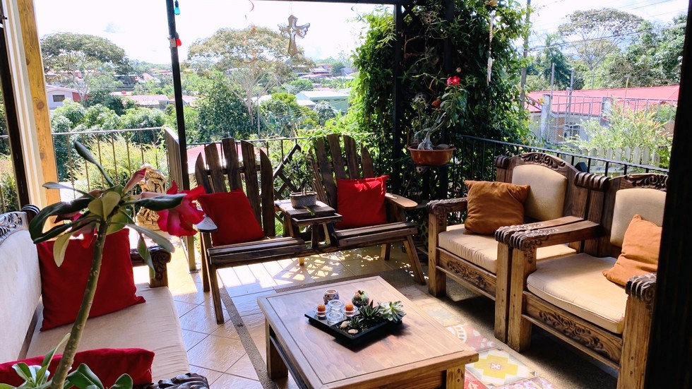Delightful Family Home in Quiet Neighborhood in San Isidro