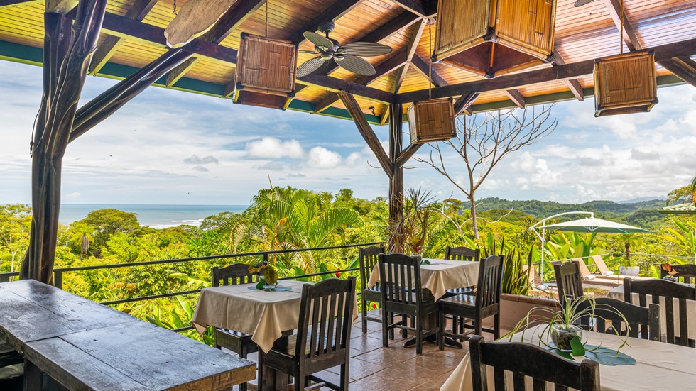 Boutique Hotel and Breathtaking Home with Ocean Views in Ojochal