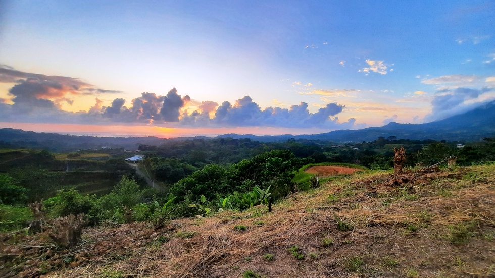 Exquisite Ocean View Land Fusion of Nature and Costa Rican Delight