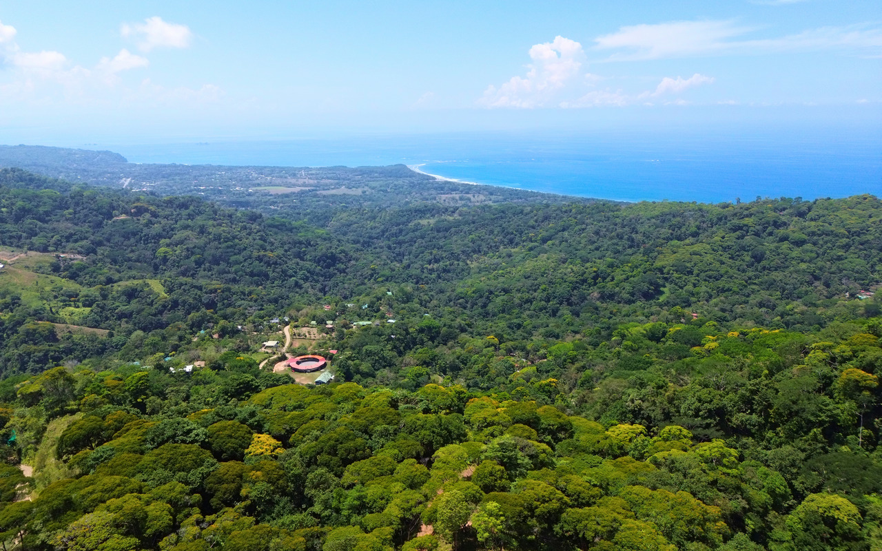 Ocean View Land with Whale Tail Views in Uvita