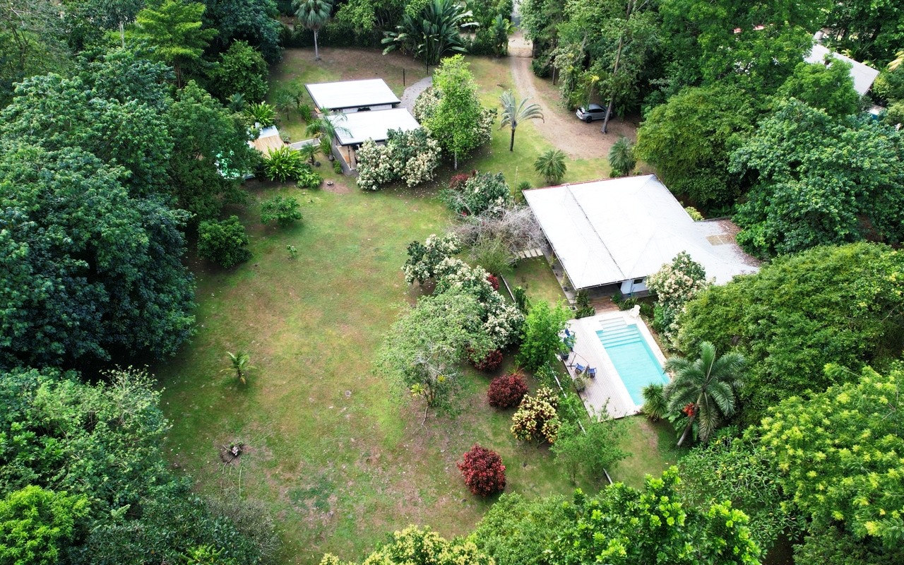 Property with 3 Bedroom Residence and 2 Cabins in Ojochal