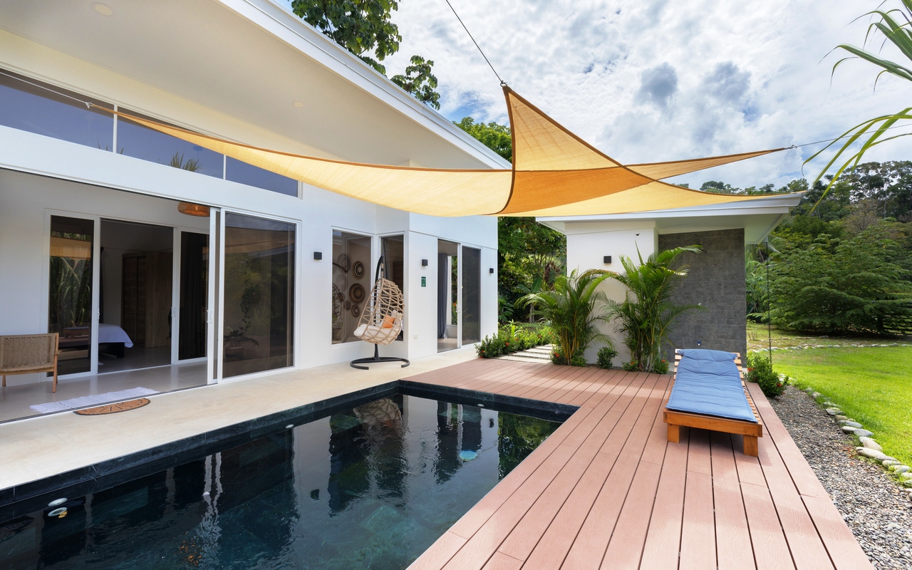 4 Bedroom Residence Steps from Marino Ballena National Park