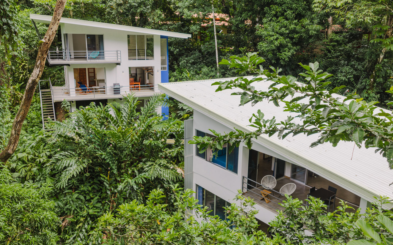 House and Two Rental Apartments in Manuel Antonio