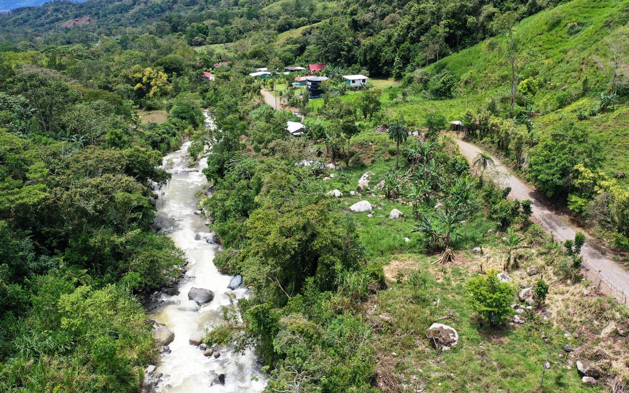2.5 Acre Riverfront Property with Chirripó Mountain Views in San Pedro