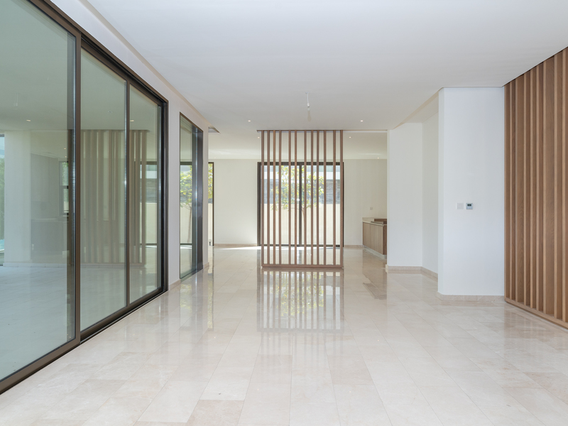 Exceptional Golf Course Villa