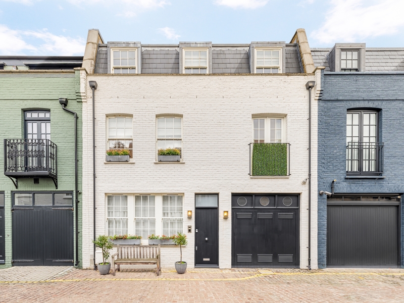 Charming four-bedroom home in the heart of South Kensington