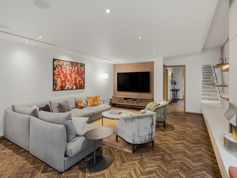Exceptional four-bedroom townhouse in Knightsbridge