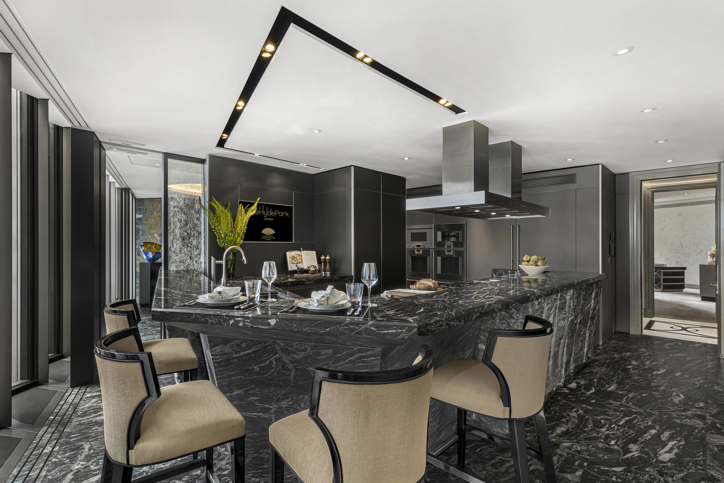 Penthouse for Sale in One Hyde Park: Duplex penthouse located in iconic ... - Exclusive Luxury Penthouse Properties In Highland Park
