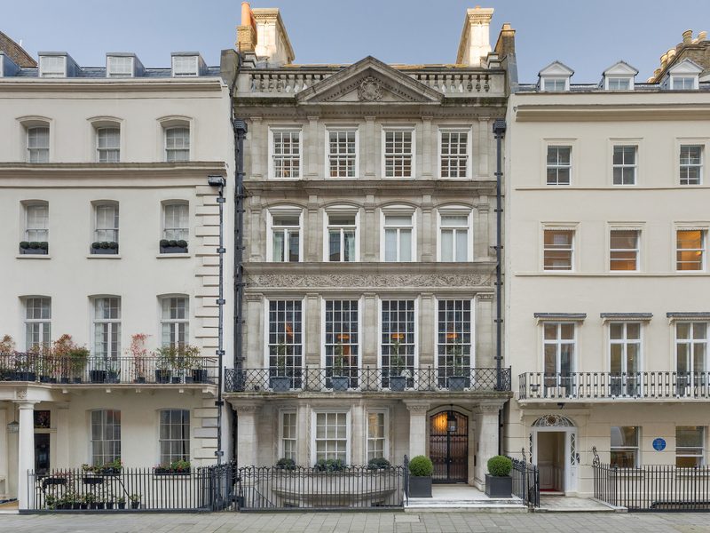 Exceptional Trophy Duplex Apartment in the heart of Mayfair