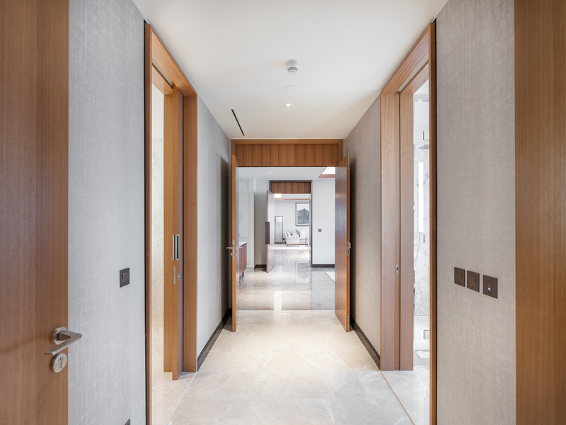 Spacious Apartment with Stunning Burj Khalifa View