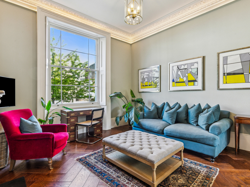 Beautifully Finished One-Bedroom Apartment on Chepstow Villas