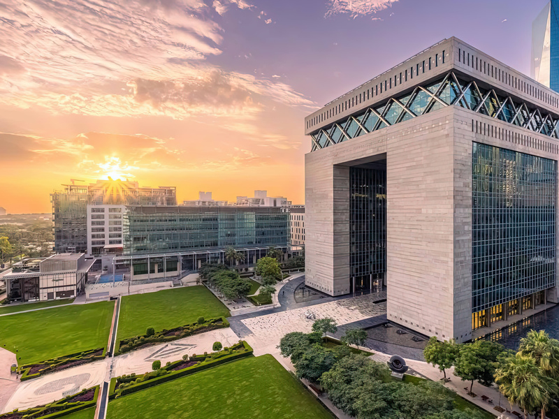 High-Floor DIFC Apartment with Scenic Views