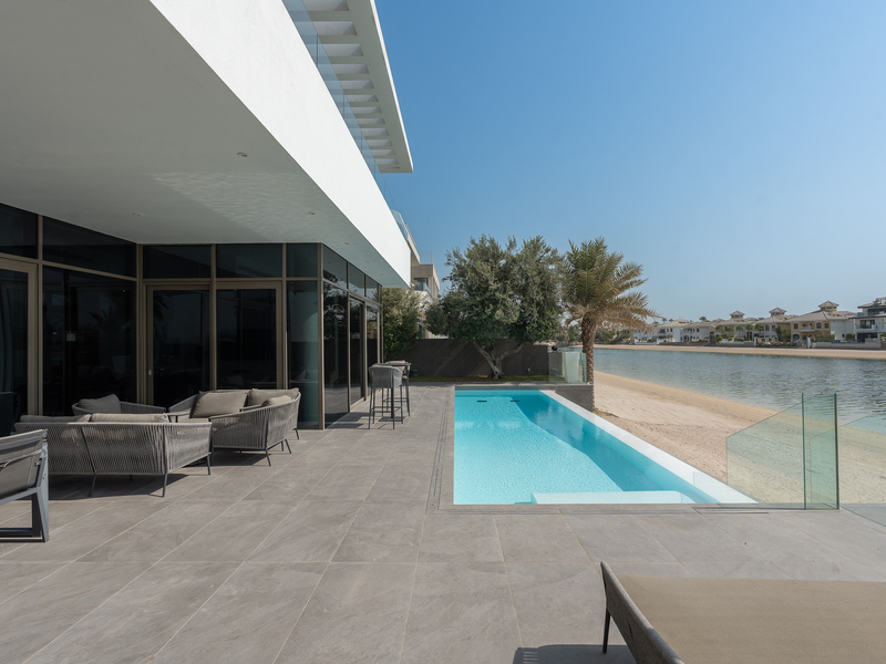 Fully Upgraded Villa on Frond N, Palm Jumeirah