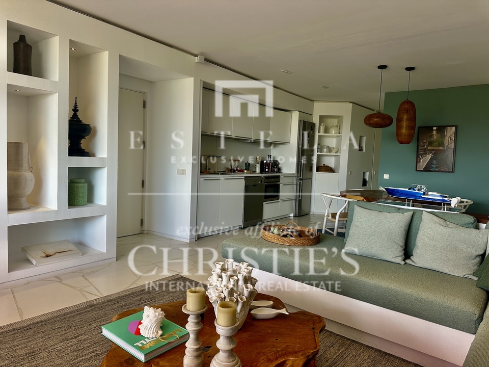 Melia - IRS10654