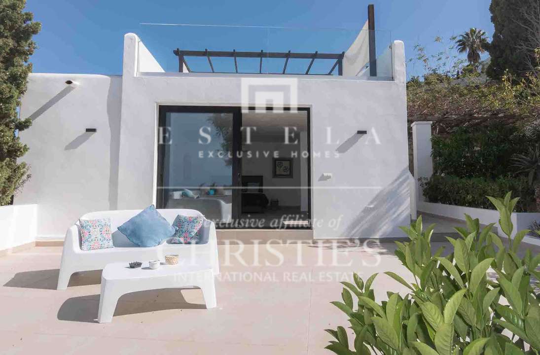 4 Bedroom Villa/Townhouse's Image 25