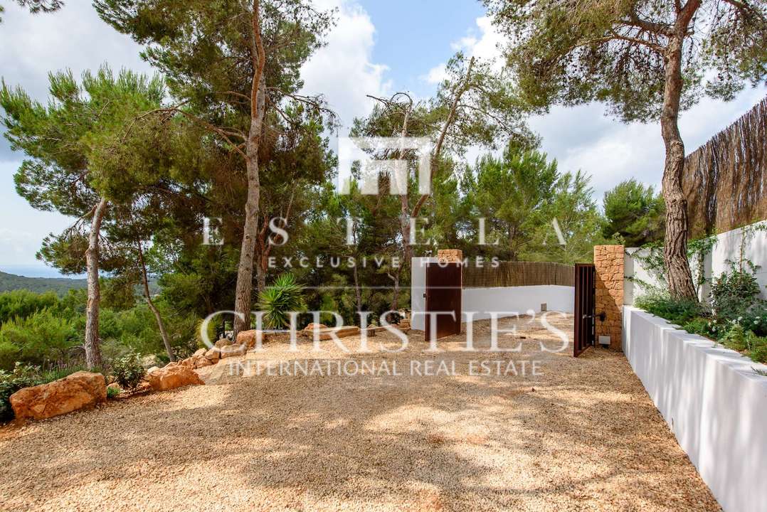 Estela Exclusive Homes Christie's Real Estate Inmobiliaria