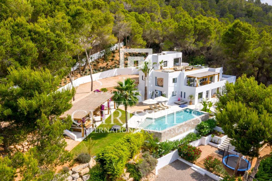 Estela Exclusive Homes Christie's Real Estate Inmobiliaria