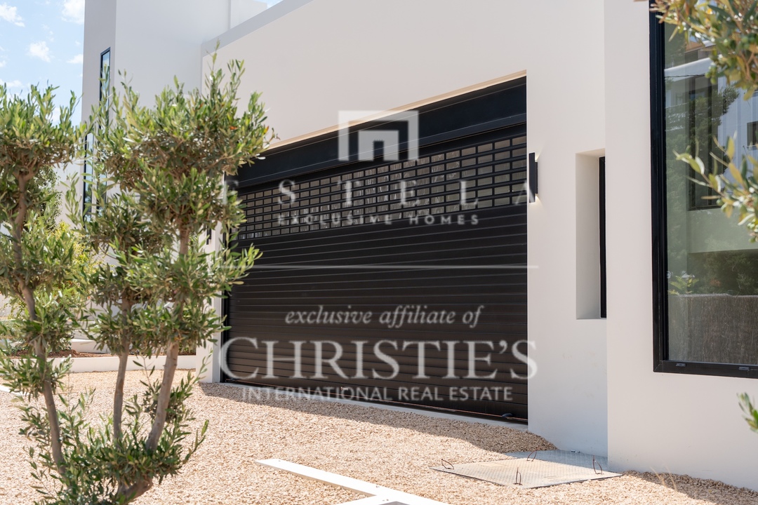 4 Bedroom Villa/Townhouse's Image 25
