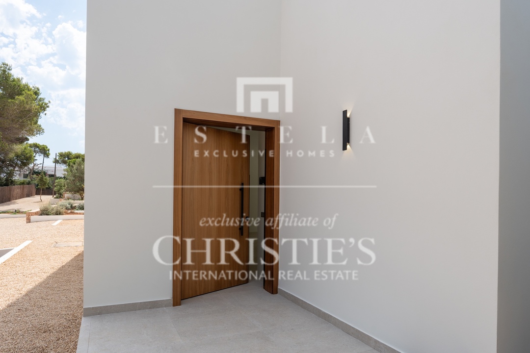 4 Bedroom Villa/Townhouse's Image 18