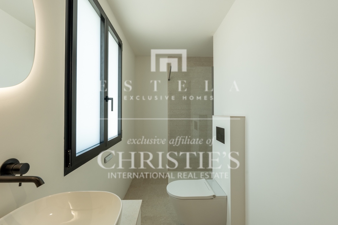 5 Bedroom Villa/Townhouse's Image 16