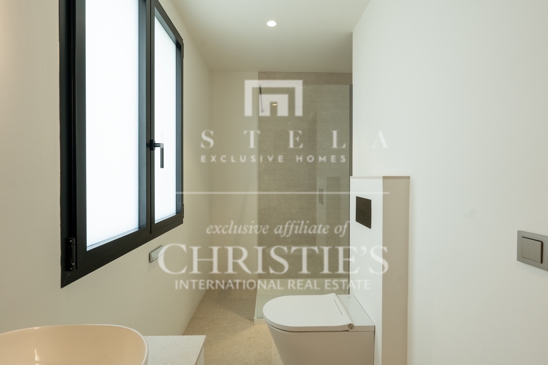 7 Bedroom Villa/Townhouse's Image 22