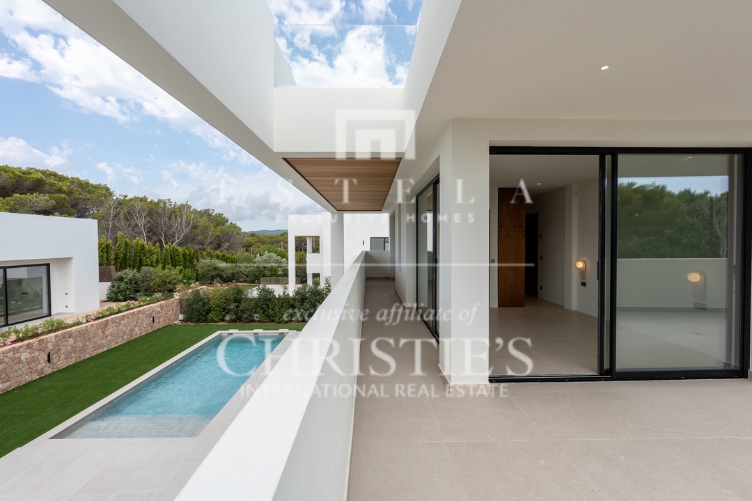 7 Bedroom Villa/Townhouse's Image 31