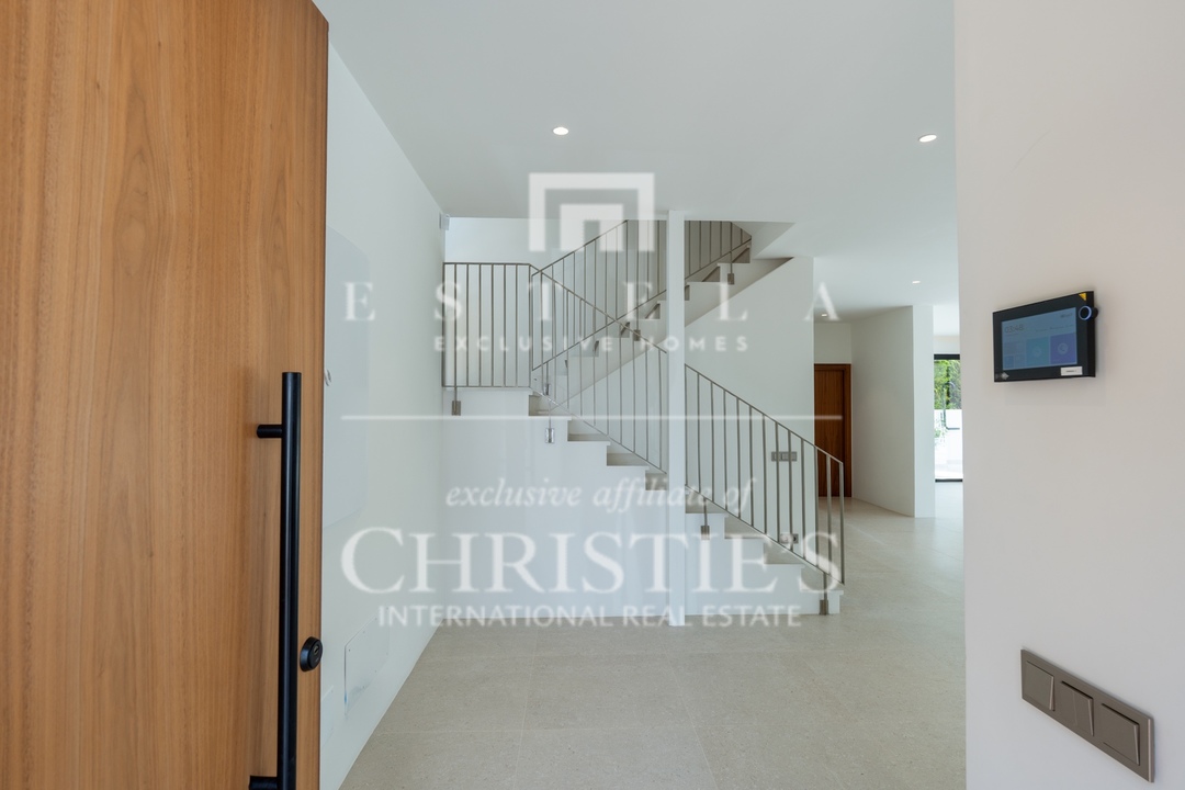 7 Bedroom Villa/Townhouse's Image 10