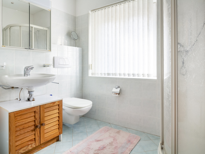 7-Zimmer Einfamilienhaus in Sigirino - Badezimmer