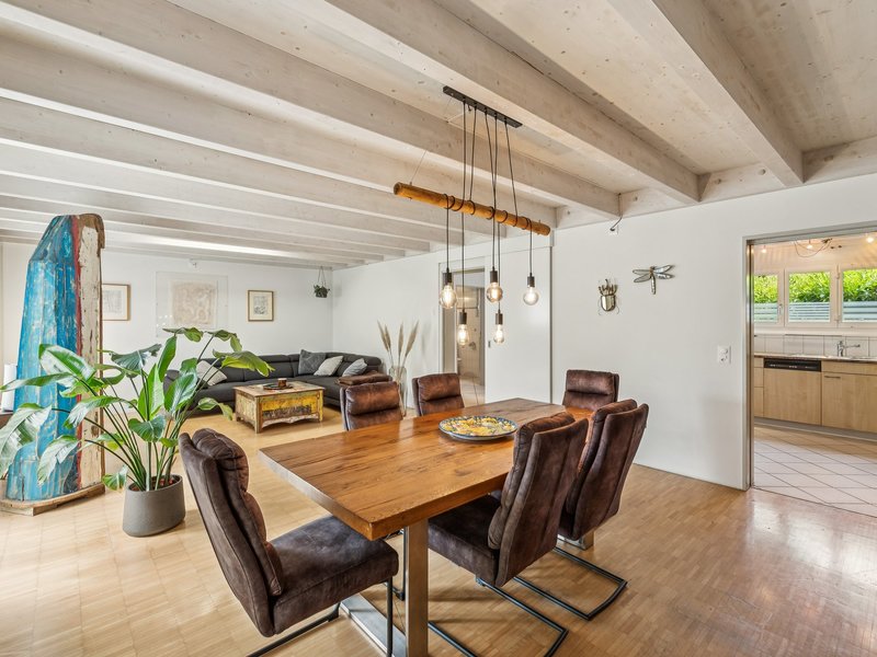 4.5-Zimmer Reiheneckhaus in Möhlin - Wohn- und Essbereich