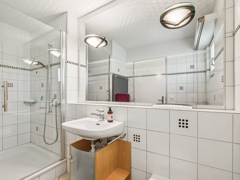 4.5-Zimmer Reiheneckhaus in Möhlin - Badezimmer