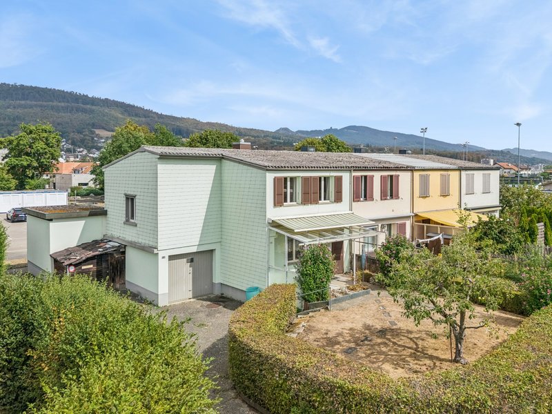Maison d'angle mitoyenne à 4612 Wangen bei Olten