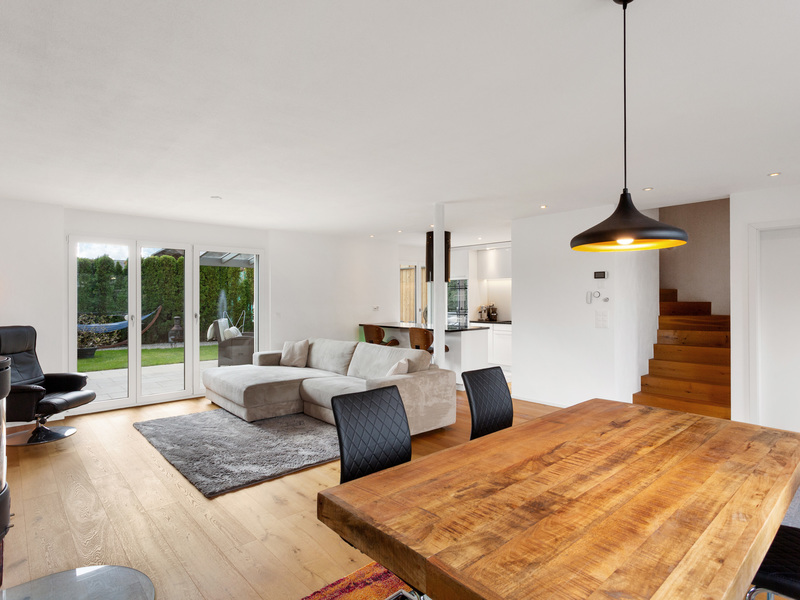 4.5-Zimmer Reihenmittelhaus in Neuwilen - Wohn- und Essbereich