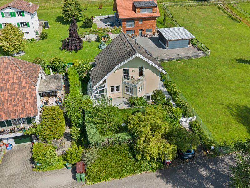 Casa unifamiliare di 4.5 locali a Hägendorf - Superficie esterna