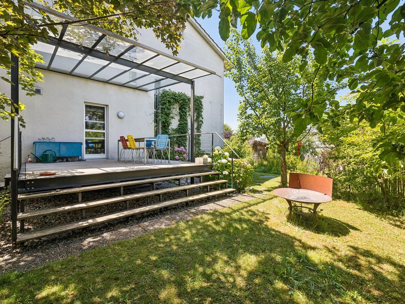 4.5-Zimmer Reiheneckhaus in Riehen - Aussenflächen