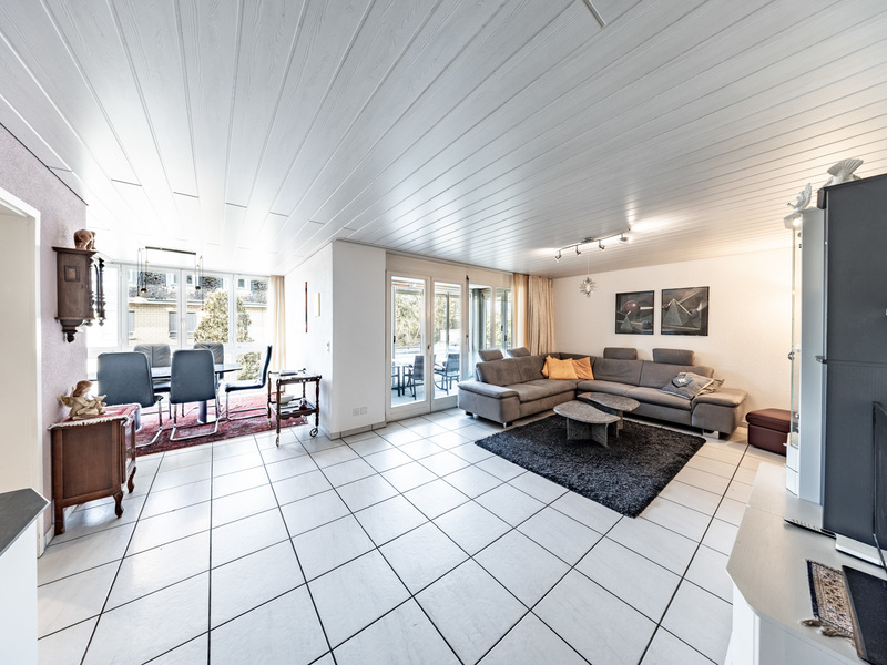 4.5-Zimmer Wohnung in Hägendorf - Wohn- und Essbereich