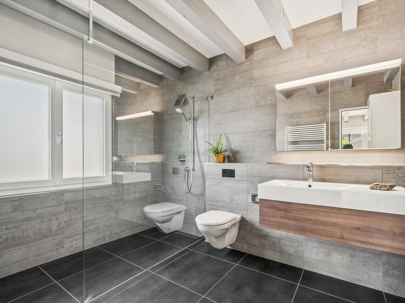 Maison individuelle de 7.5 pièces à Sarnen - Salle de bain